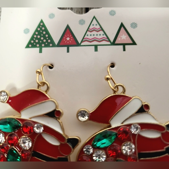 Santa Holiday Earrings - Picture 4 of 7